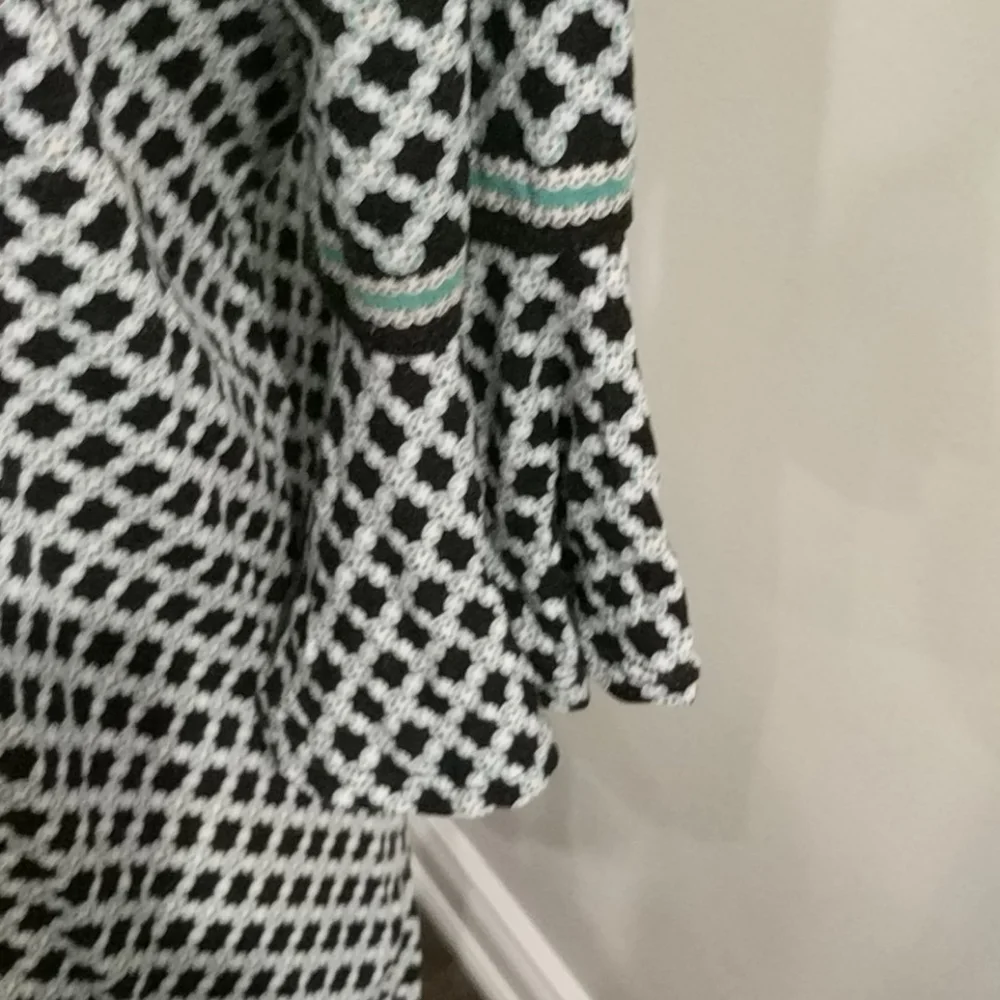 Max studio long sleeve top - Picture 3 of 4